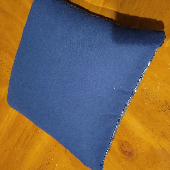 SEQUINED PILLOW, SPARKLING Navy Blue 11x11, NWOT - Picture 2 of 4